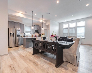 4502 Buck Street - Photo Thumbnail 15