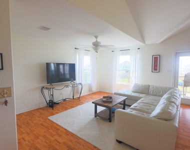 4106 Temprano - Photo Thumbnail 37