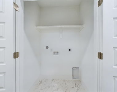5206 Gold Street - Photo Thumbnail 10