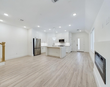 5206 Gold Street - Photo Thumbnail 5