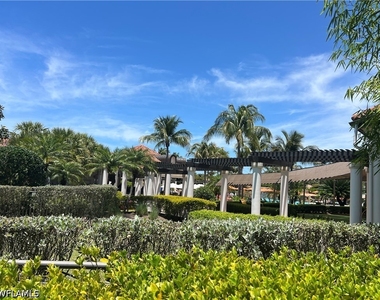 9727 Acqua Court - Photo Thumbnail 7