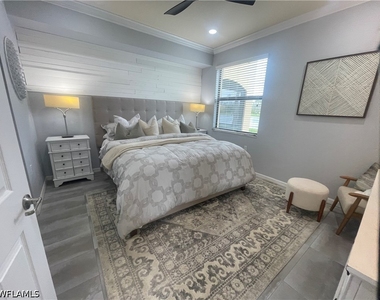 9727 Acqua Court - Photo Thumbnail 23