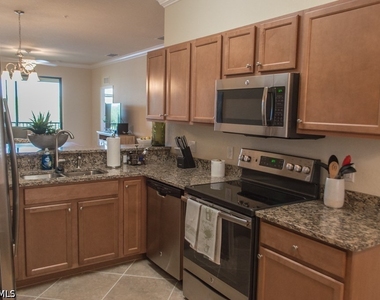 9566 Trevi Court - Photo Thumbnail 7