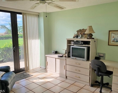 180 Seaview Court - Photo Thumbnail 12