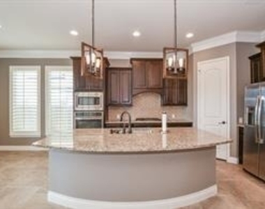 9522 Scanlan Heights Lane Lane - Photo Thumbnail 10