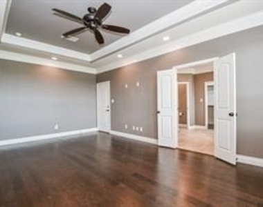 9522 Scanlan Heights Lane Lane - Photo Thumbnail 15