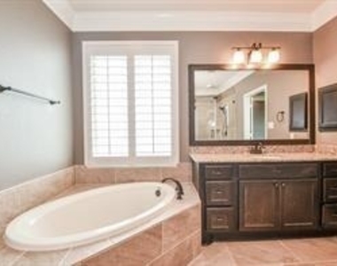 9522 Scanlan Heights Lane Lane - Photo Thumbnail 18