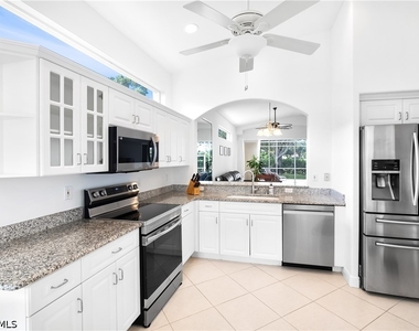 8635 Ibis Cove Circle - Photo Thumbnail 5