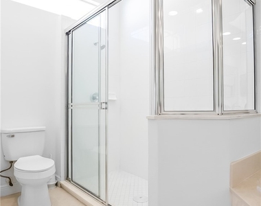 8635 Ibis Cove Circle - Photo Thumbnail 13