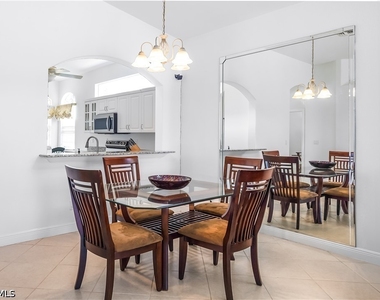 8635 Ibis Cove Circle - Photo Thumbnail 7