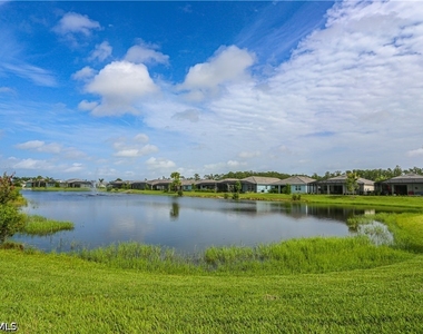 16579 Crescent Beach Way - Photo Thumbnail 9