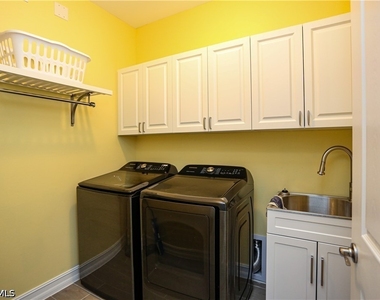 16579 Crescent Beach Way - Photo Thumbnail 19