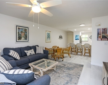 1765 Courtyard Way - Photo Thumbnail 34