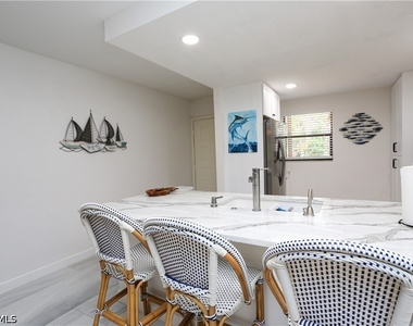 1765 Courtyard Way - Photo Thumbnail 22