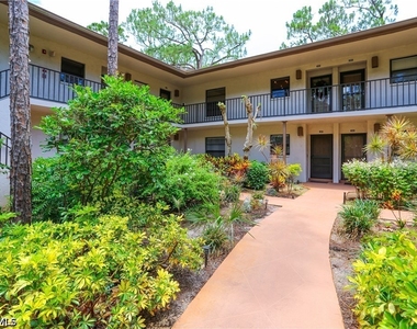 1765 Courtyard Way - Photo Thumbnail 5