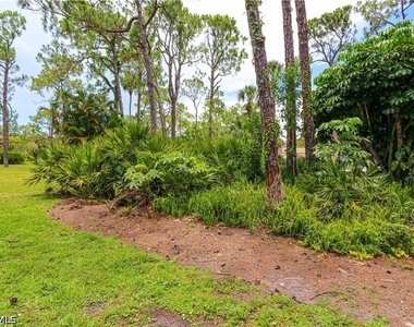 1765 Courtyard Way - Photo Thumbnail 7