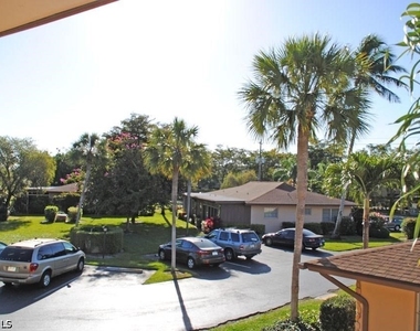 729 Palm View Drive - Photo Thumbnail 4
