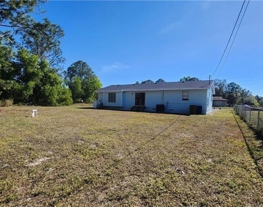 4112 2nd Street W - Photo Thumbnail 6