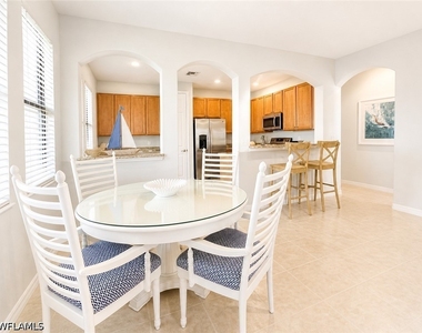 1367 Artesia Drive E - Photo Thumbnail 5