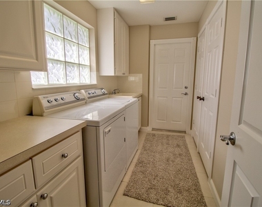 7840 Ionio Court - Photo Thumbnail 14