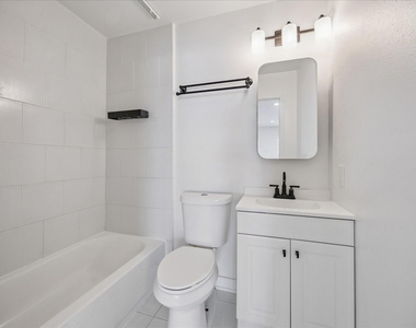 2610 Cochran Street - Photo Thumbnail 13