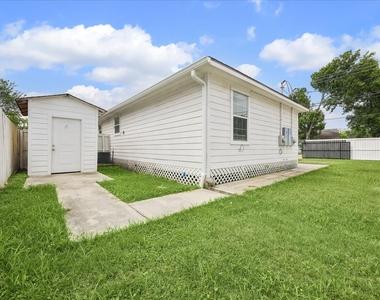 2610 Cochran Street - Photo Thumbnail 14