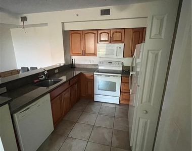1115 Reserve Court - Photo Thumbnail 10
