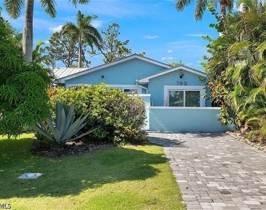 792 108th Avenue N - Photo Thumbnail 22