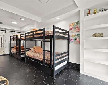 792 108th Avenue N - Photo Thumbnail 15