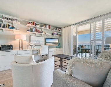 3115 Gulf Shore Boulevard N - Photo Thumbnail 12