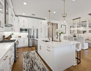 2872 Bloomfield Way - Photo Thumbnail 15