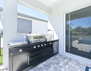 2872 Bloomfield Way - Photo Thumbnail 31