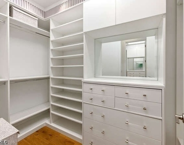 2872 Bloomfield Way - Photo Thumbnail 24