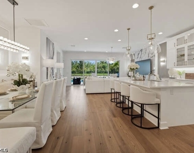 2872 Bloomfield Way - Photo Thumbnail 3