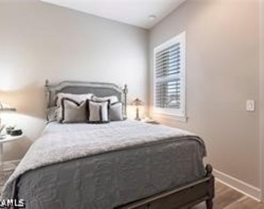 9550 Ironstone Terrace - Photo Thumbnail 30