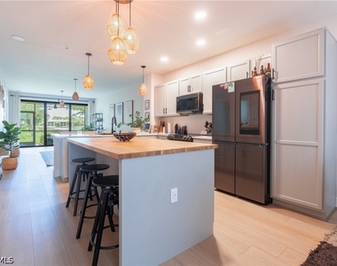 15126 Palmer Lake Circle - Photo Thumbnail 7