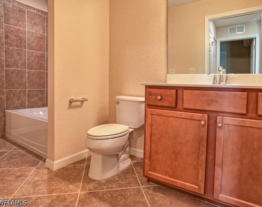 9731 Acqua Court - Photo Thumbnail 13