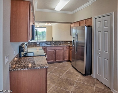 9731 Acqua Court - Photo Thumbnail 5