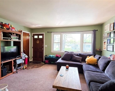 16 Belmont - Photo Thumbnail 2