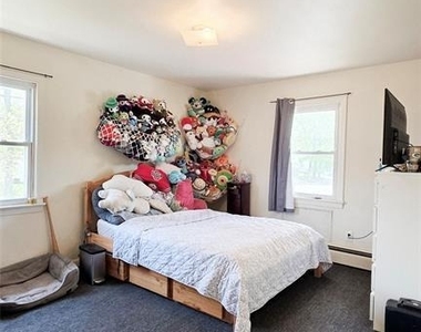 16 Belmont - Photo Thumbnail 11