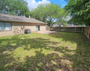 22903 Millgate Drive - Photo Thumbnail 19