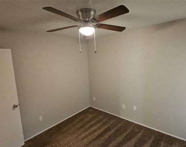 22903 Millgate Drive - Photo Thumbnail 10