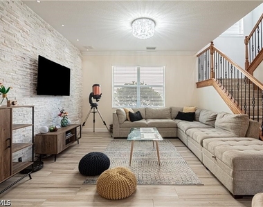 11031 Yellow Poplar Drive - Photo Thumbnail 2