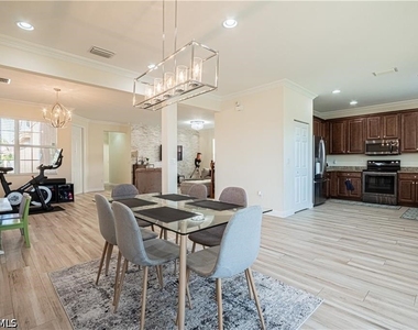 11031 Yellow Poplar Drive - Photo Thumbnail 6
