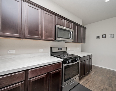20819 Medford Landing Lane - Photo Thumbnail 6