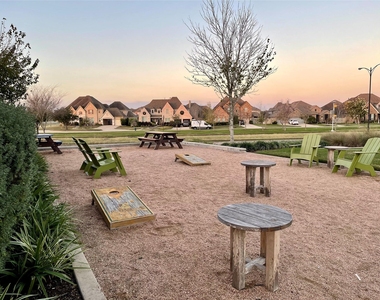 4334 Hemlock Grove Lane - Photo Thumbnail 46