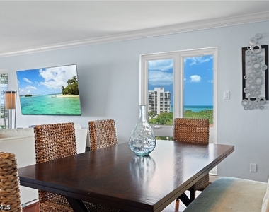 250 Park Shore Drive - Photo Thumbnail 10