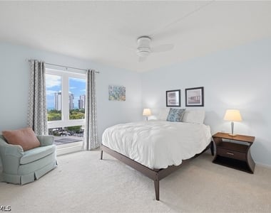 250 Park Shore Drive - Photo Thumbnail 25
