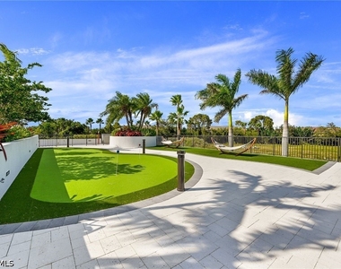 1111 Central - Photo Thumbnail 22