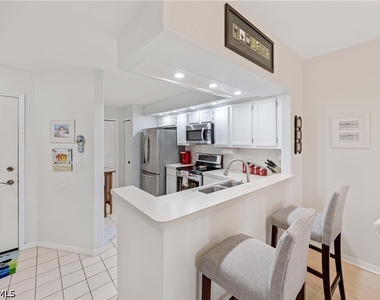 13046 Amberley Court - Photo Thumbnail 5